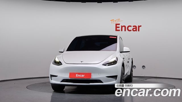 Tesla Model Y RWD 2024 — фото 3