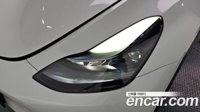 Tesla Model Y RWD 2024 — фото 22