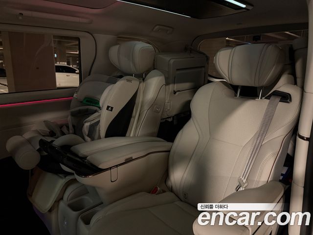 Lexus LM (II) 500h Executive 2025 — фото 8