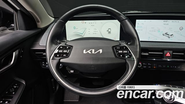 Kia EV6 Long Range Air 2022 — фото 13