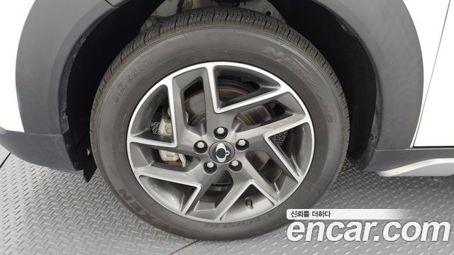 KG Mobility (SsangYong) Tivoli 1.5 4WD V7 2025 — фото 5