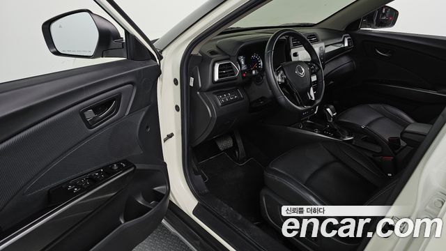 KG Mobility (SsangYong) Tivoli 1.5 4WD V7 2025 — фото 10