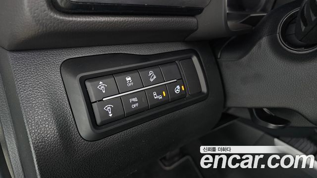 KG Mobility (SsangYong) Tivoli 1.5 4WD V7 2025 — фото 22