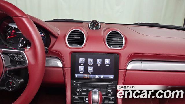 Porsche 718 Boxster 2.0 2019 — фото 14