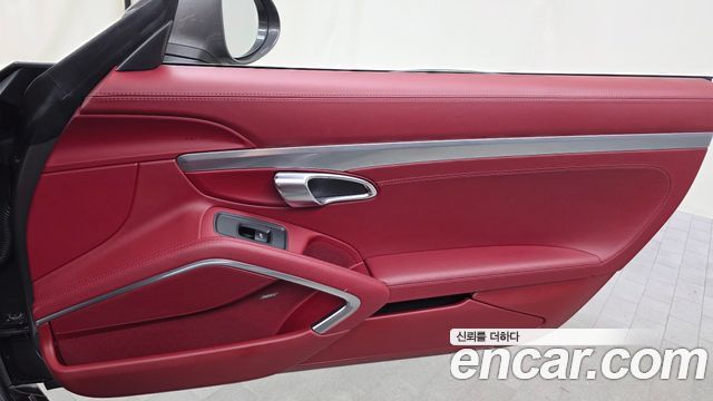 Porsche 718 Boxster 2.0 2019 — фото 24