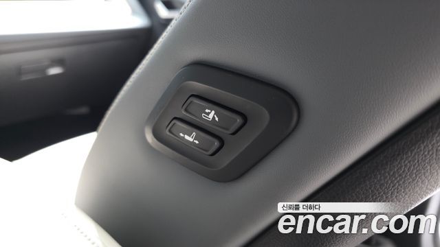 KG Mobility (SsangYong) Musso EV (O100) MX AWD 2026 — фото 37