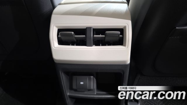 KG Mobility (SsangYong) Musso EV (O100) MX AWD 2026 — фото 38
