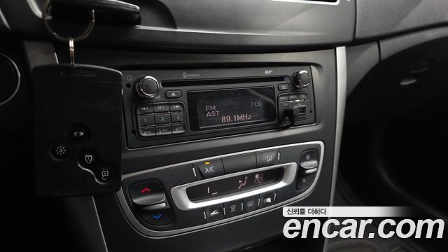 Renault Korea SM5 Nova LPLi Texi tental car DLX 2017 — фото 37