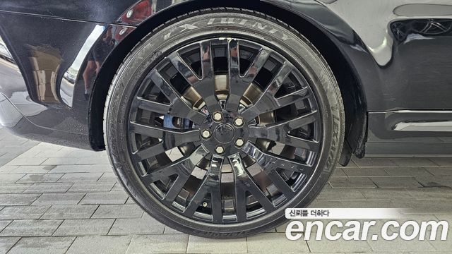 Land Rover Range Rover Sport (II) 5.0 SVR 2016 — фото 5
