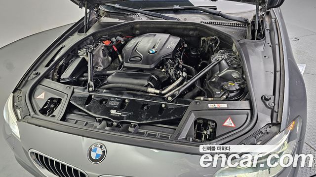 BMW 5 Series (F10) 520d xDrive M Aero Dynamic 2016 — фото 6