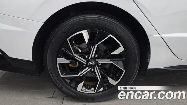 Hyundai Sonata The Edge (DN8) 2.0 Exclusive 2025 — фото 5