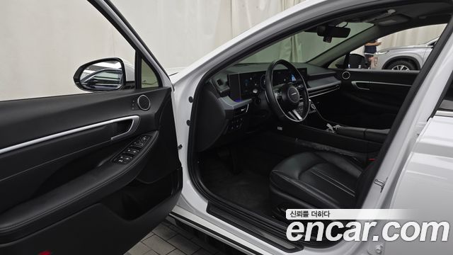 Hyundai Sonata The Edge (DN8) 2.0 Exclusive 2025 — фото 10