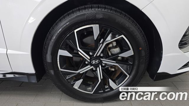 Hyundai Sonata The Edge (DN8) 2.0 Exclusive 2025 — фото 21