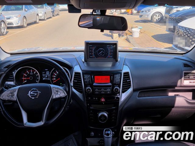 KG Mobility (SsangYong) Tivoli VX 2WD 2015 — фото 7