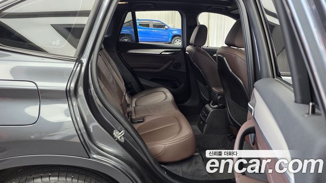 BMW X1 (F48) xDrive 20i M Sport 2022 — фото 12