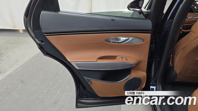 Genesis GV70 2.5T Gasoline AWD 2023 — фото 25