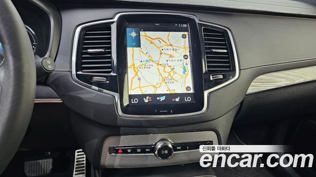 Volvo XC90 (II) T8 R-Design Hybrid 2021 — фото 14