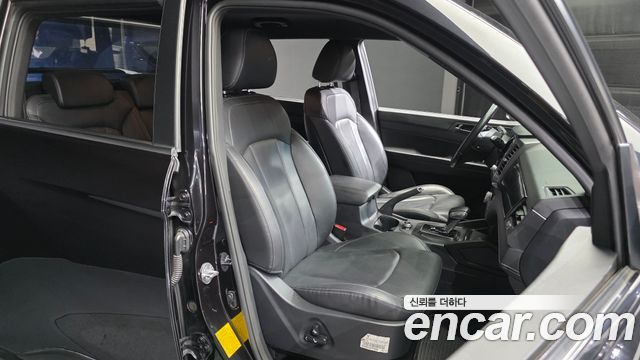 KG Mobility (SsangYong) Rexton Sports Khan Diesel 2.2 4WD Noblesse 2022 — фото 11