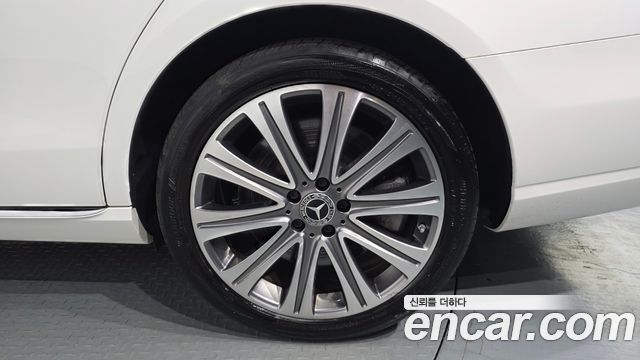 Mercedes-Benz E-Class (W213) E450 4MATIC Exclusive 2021 — фото 21