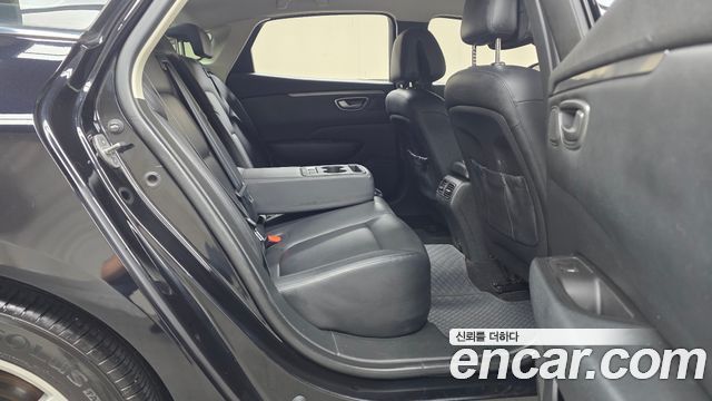Renault Korea SM6 2.0 LPe SE 2020 — фото 11