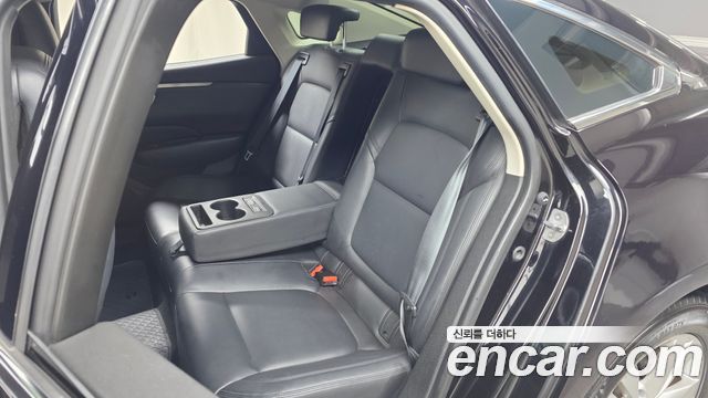 Renault Korea SM6 2.0 LPe SE 2020 — фото 12