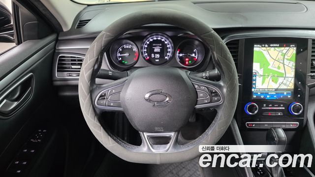 Renault Korea SM6 2.0 LPe SE 2020 — фото 14