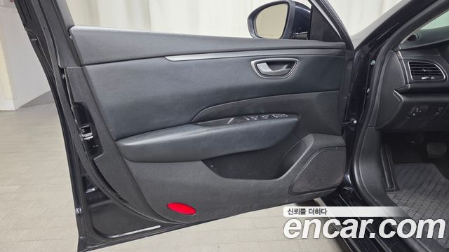 Renault Korea SM6 2.0 LPe SE 2020 — фото 24