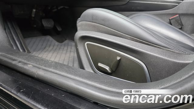 Renault Korea SM6 2.0 LPe SE 2020 — фото 31
