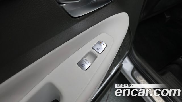 Hyundai Santa Fe Gasoline 2.5T 2WD Calligraphy 2023 — фото 36