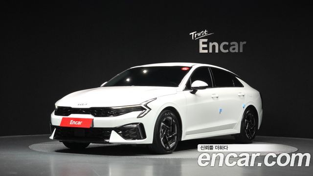 Kia K5 (III) 2.0 Noblesse 2024 — фото 1