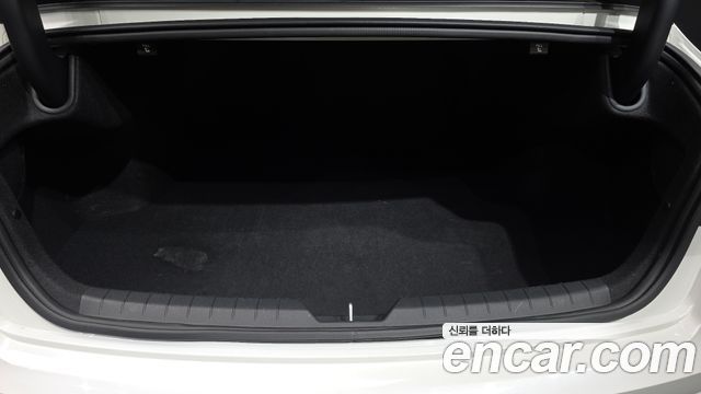 Kia K5 (III) 2.0 Noblesse 2024 — фото 20