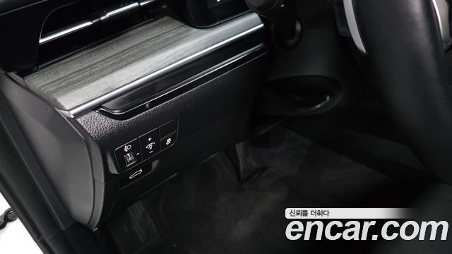 Kia K5 (III) 2.0 Noblesse 2024 — фото 28