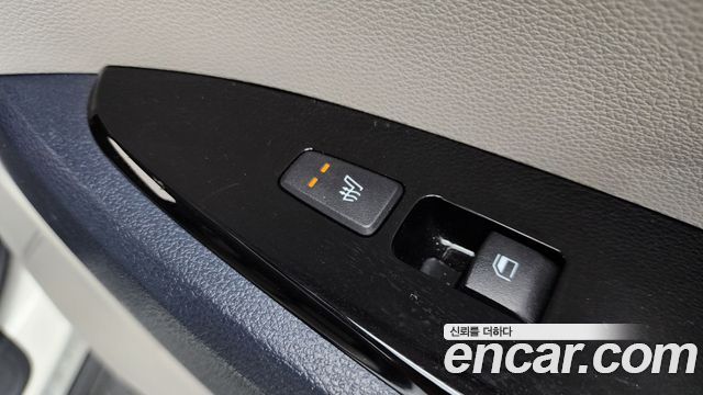 Kia Sportage (V) Diesel 2.0 2WD Nobleless 2022 — фото 19