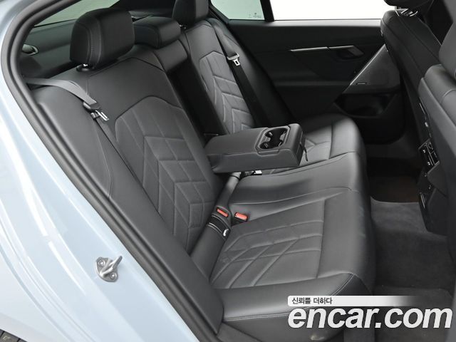BMW 5 Series (G60) 520i M Sport 2024 — фото 16