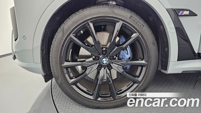 BMW X7 (G07) M60i xDrive M sport 6STR 2024 — фото 5