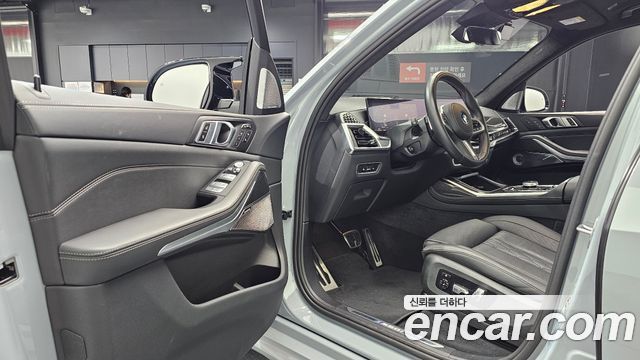 BMW X7 (G07) M60i xDrive M sport 6STR 2024 — фото 10