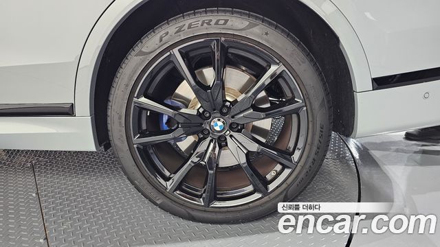 BMW X7 (G07) M60i xDrive M sport 6STR 2024 — фото 27