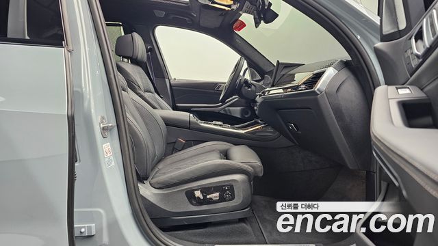 BMW X7 (G07) M60i xDrive M sport 6STR 2024 — фото 32