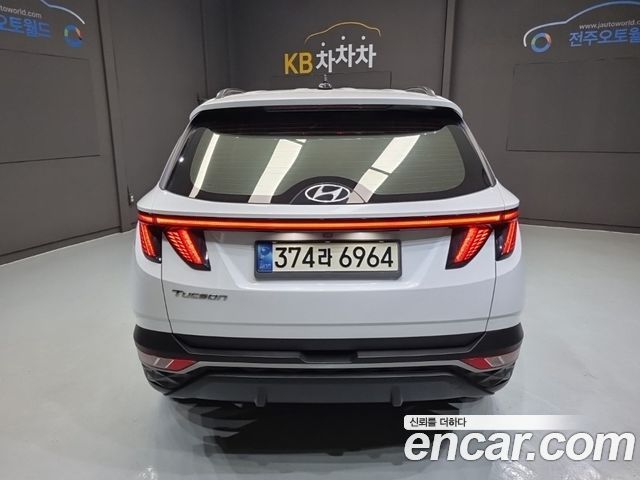 Hyundai Tucson (NX4) Gasoline 1.6 Turbo 2WD Premium 2022 — фото 4