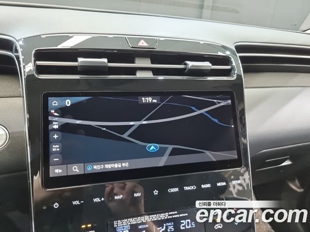 Hyundai Tucson (NX4) Gasoline 1.6 Turbo 2WD Premium 2022 — фото 9