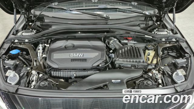 BMW 1 Series (F40) 120i M Sports 2024 — фото 6