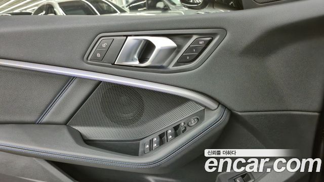 BMW 1 Series (F40) 120i M Sports 2024 — фото 19