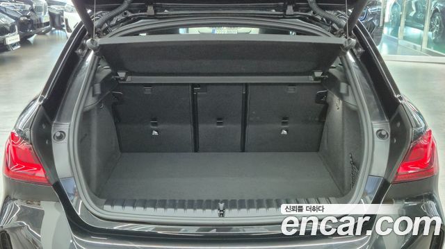 BMW 1 Series (F40) 120i M Sports 2024 — фото 24