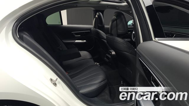 Mercedes-Benz E-Class (W214) E200 Avantgarde 2025 — фото 11