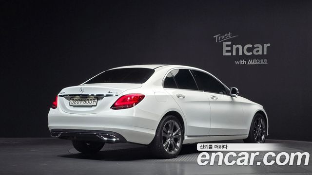 Mercedes-Benz C-Class (W205) C220 d 4MATIC 2020 — фото 2