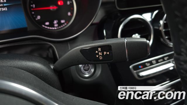 Mercedes-Benz C-Class (W205) C220 d 4MATIC 2020 — фото 9
