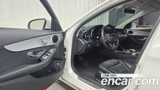 Mercedes-Benz C-Class (W205) C220 d 4MATIC 2020 — фото 10