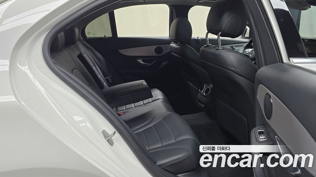 Mercedes-Benz C-Class (W205) C220 d 4MATIC 2020 — фото 11