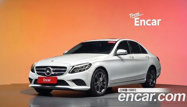 Mercedes-Benz C-Class (W205) C220 d 4MATIC 2020 — фото 1