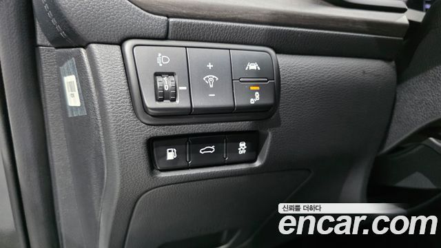 Kia K7 Premier 2.5 GDI Noblesse 2021 — фото 18